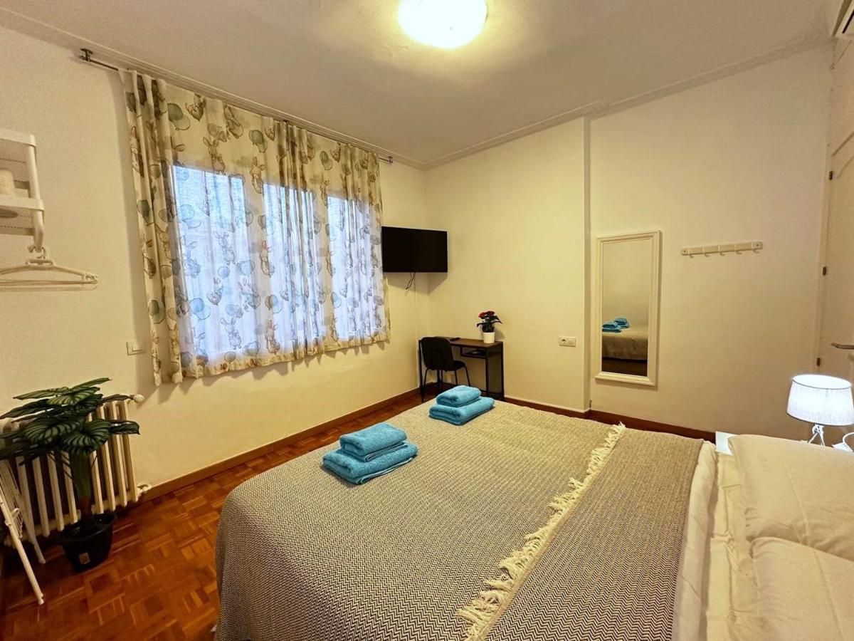 Rooms Nuevo Roger Βαρκελώνη Εξωτερικό φωτογραφία